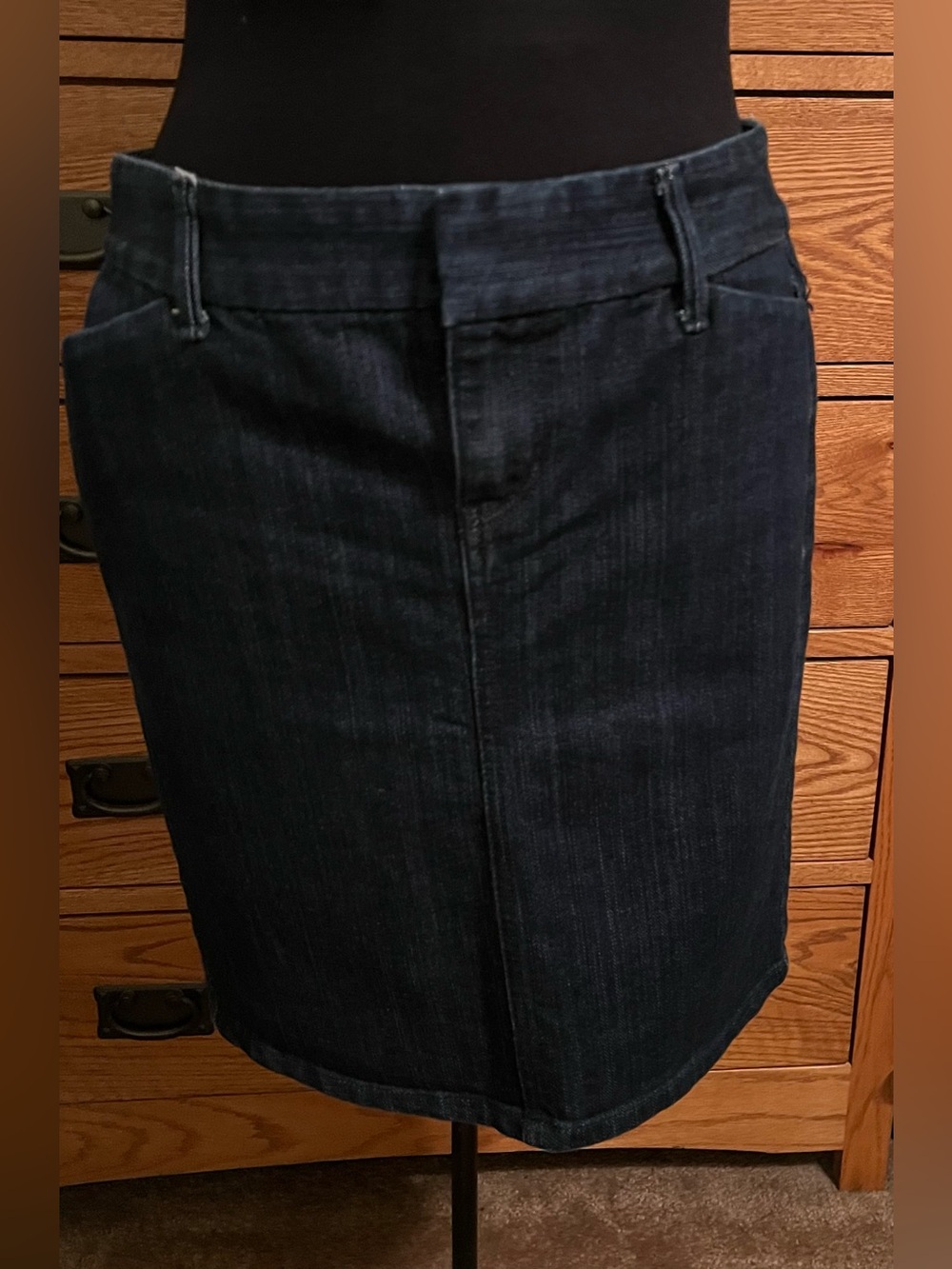 Old Navy Dark Wash Denim Pencil Skirt - Classic Navy